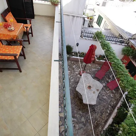 Apartments Coce Apartment