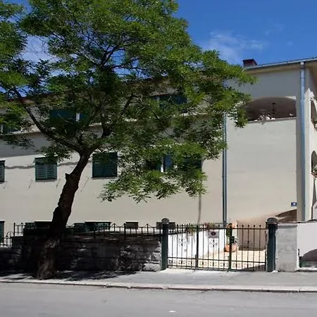 Apartments Coce Appartement *